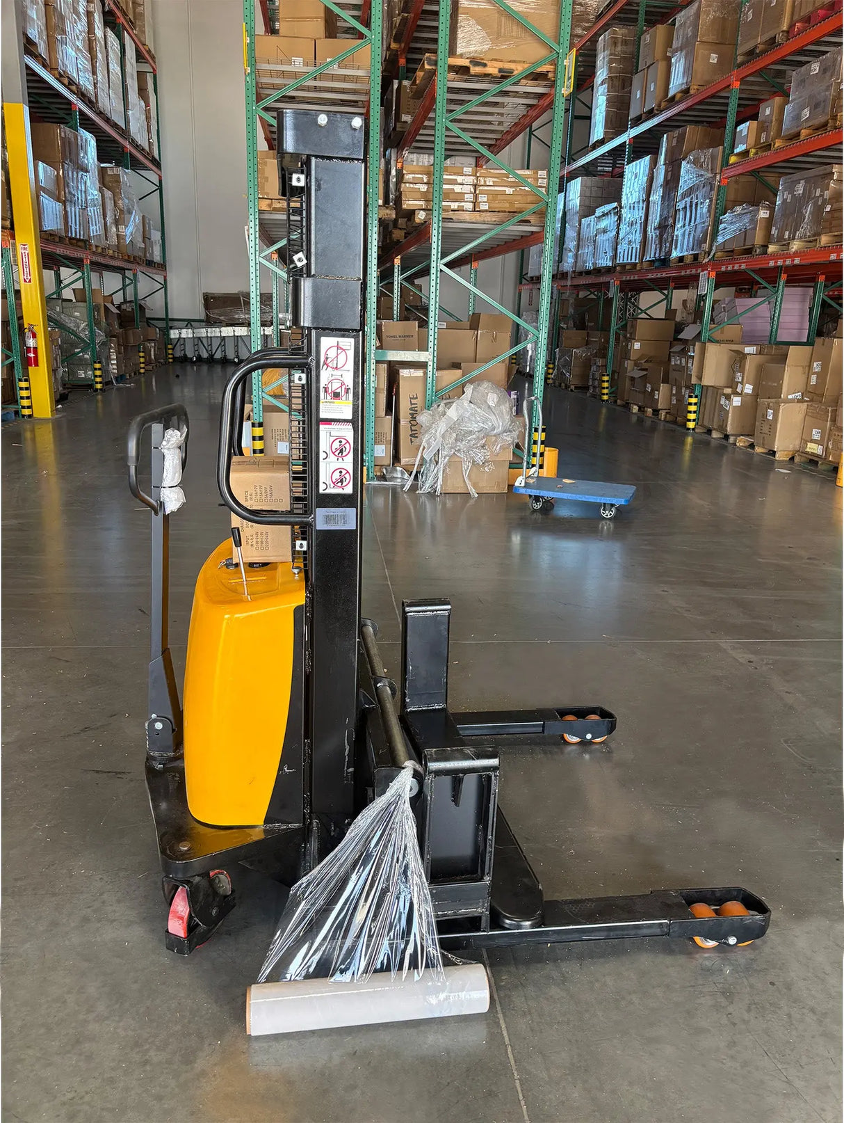 Used Semi-Electric Stacker 2200lbs Capacity, 98'' Lifting Height, Lightly Used Stacker KX-CTD10 KAIXUN