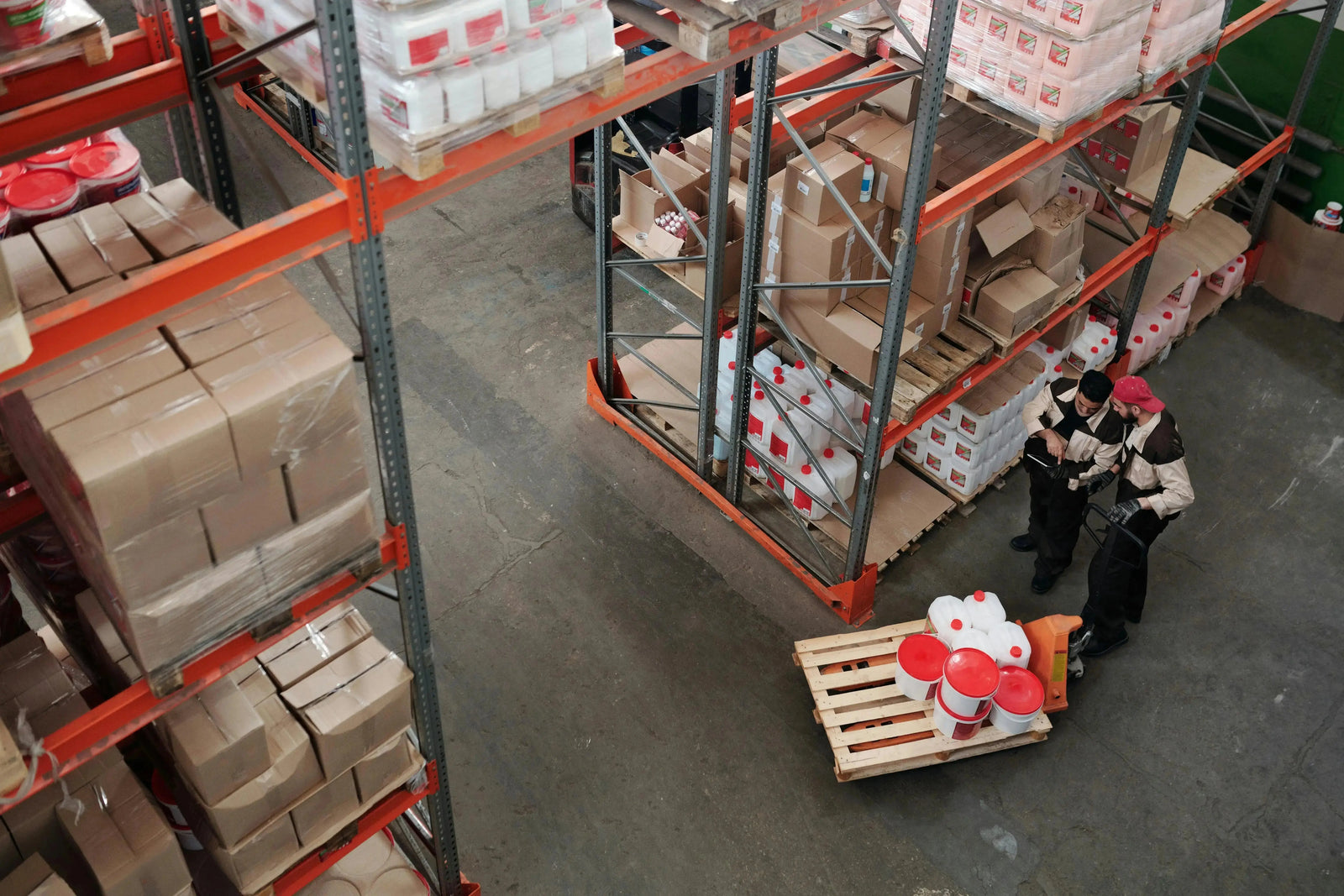 How-to-Maximize-Safety-and-Efficiency-with-Pallet-Jack-Load-Capacity-and-Distribution KAIXUN