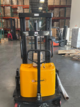 Used Semi-Electric Stacker 2200lbs Capacity, 98'' Lifting Height, Lightly Used Stacker KX-CTD10 KAIXUN