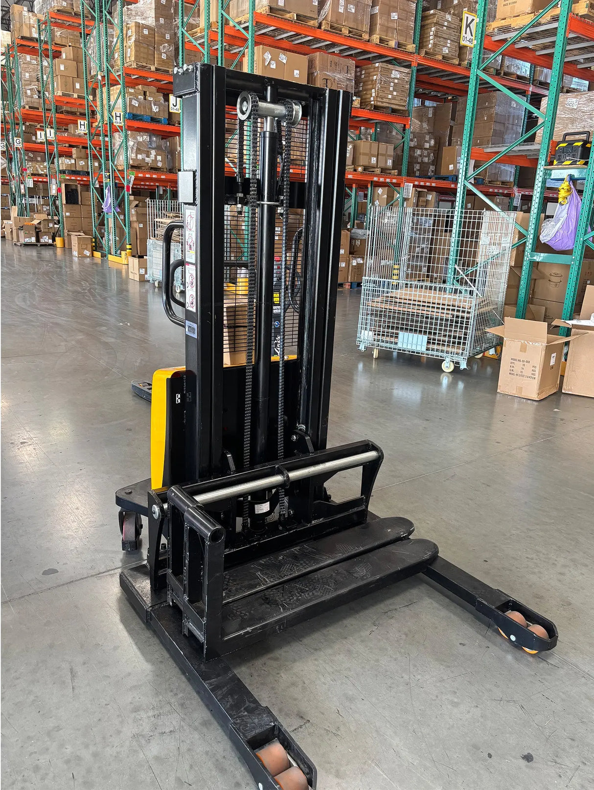 Used Semi-Electric Stacker 3300lbs Capacity, 98'' Lifting Height, Lightly Used Stacker KAIXUN